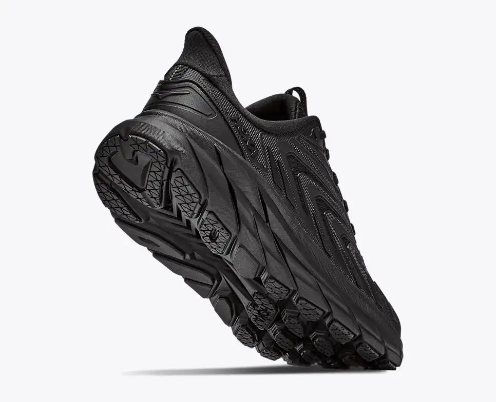 HOKA Clifton UTL